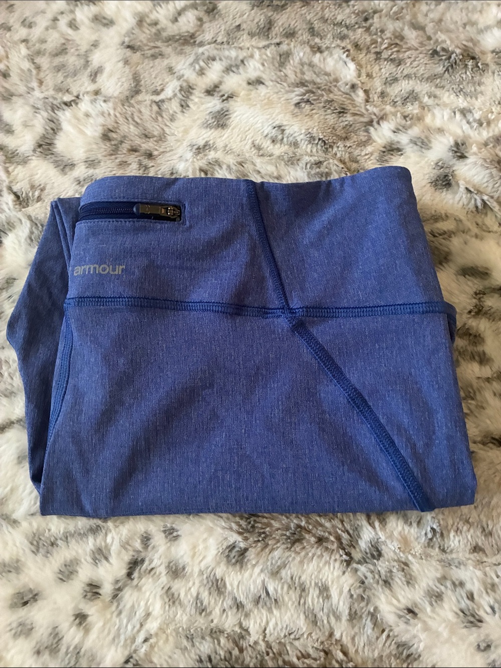 Under Armour Royal Blue Cropped Performance Leggings - Picture 10 of 10